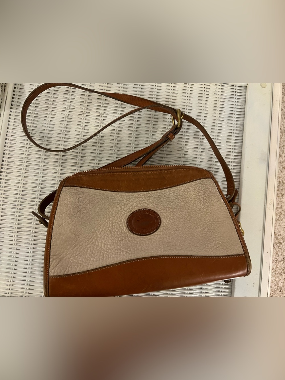 Vintage Dooney & Bourke Pebble leather cream&brown crossbody Bag  11" x7.5x3.5